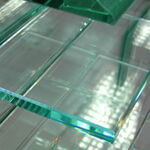 фото Ультрафиолетовая склейка тонированного стекла